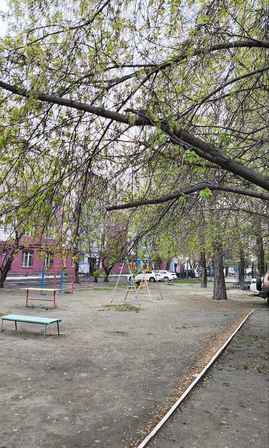 комната г Челябинск р-н Тракторозаводский ул Горького 12 фото 12