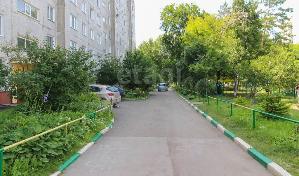 квартира г Омск туп 2-й проезд Лесной 10 фото 23