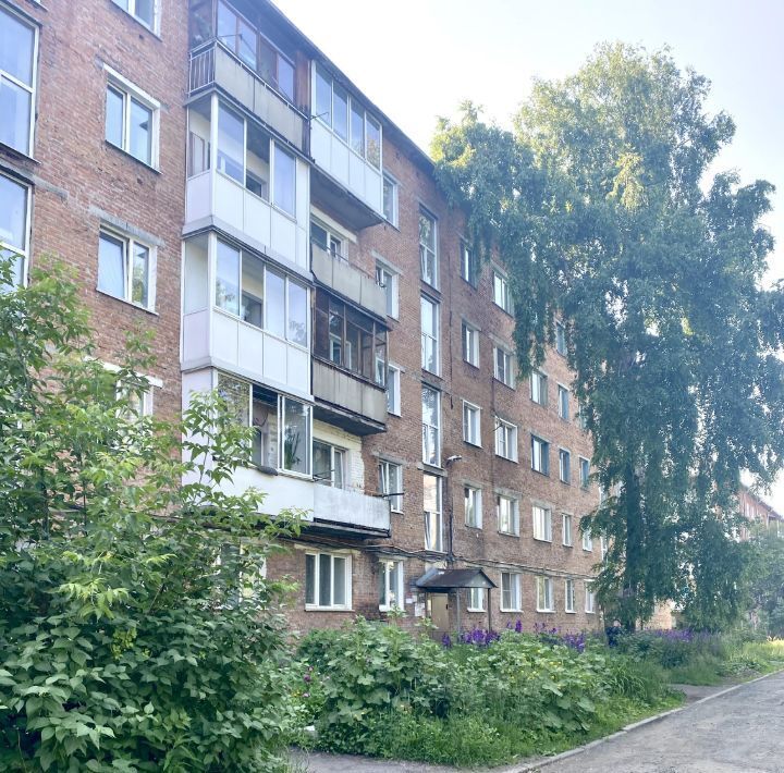 квартира г Кемерово р-н Кировский ул Халтурина 27а фото 19