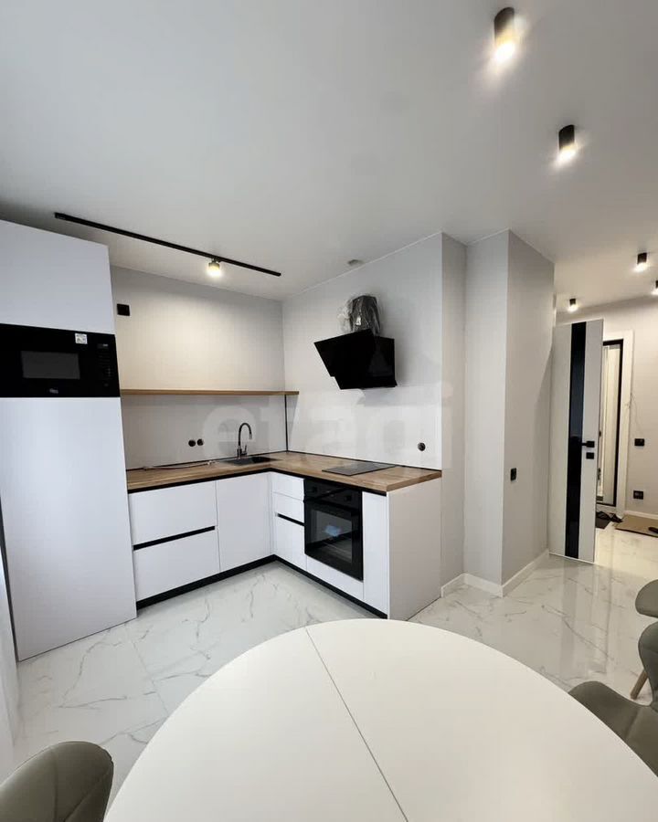 квартира г Тюмень р-н Калининский ул Мельникайте 136 фото 6