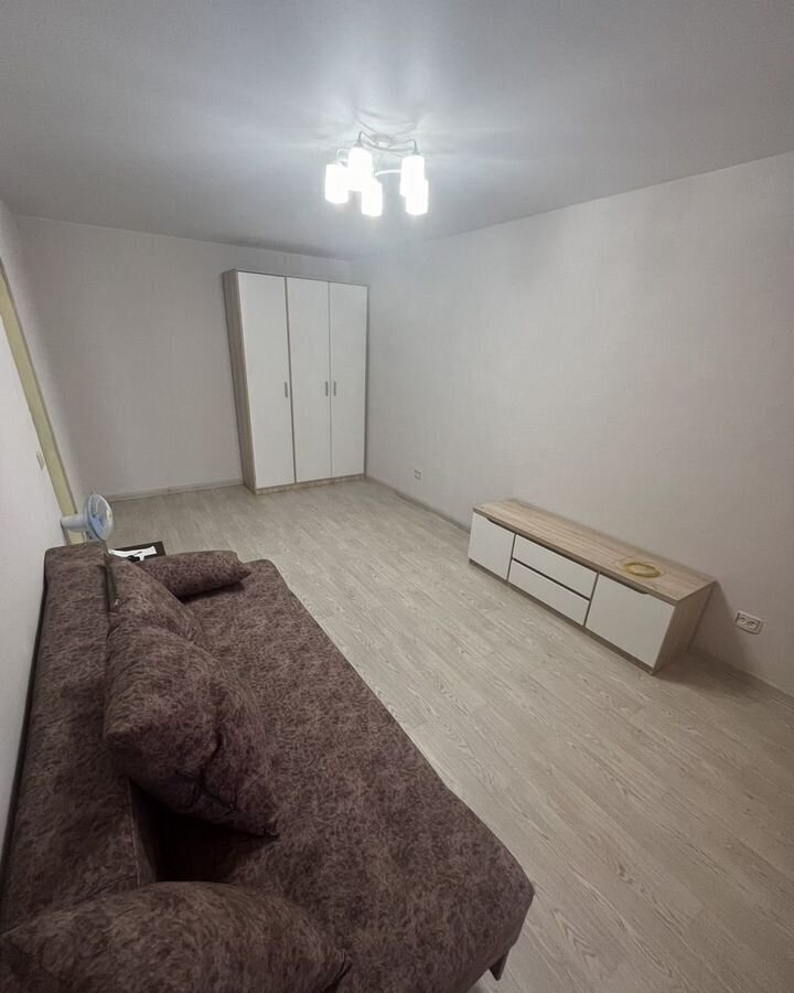 квартира г Пермь р-н Дзержинский ул Плеханова 58 фото 2