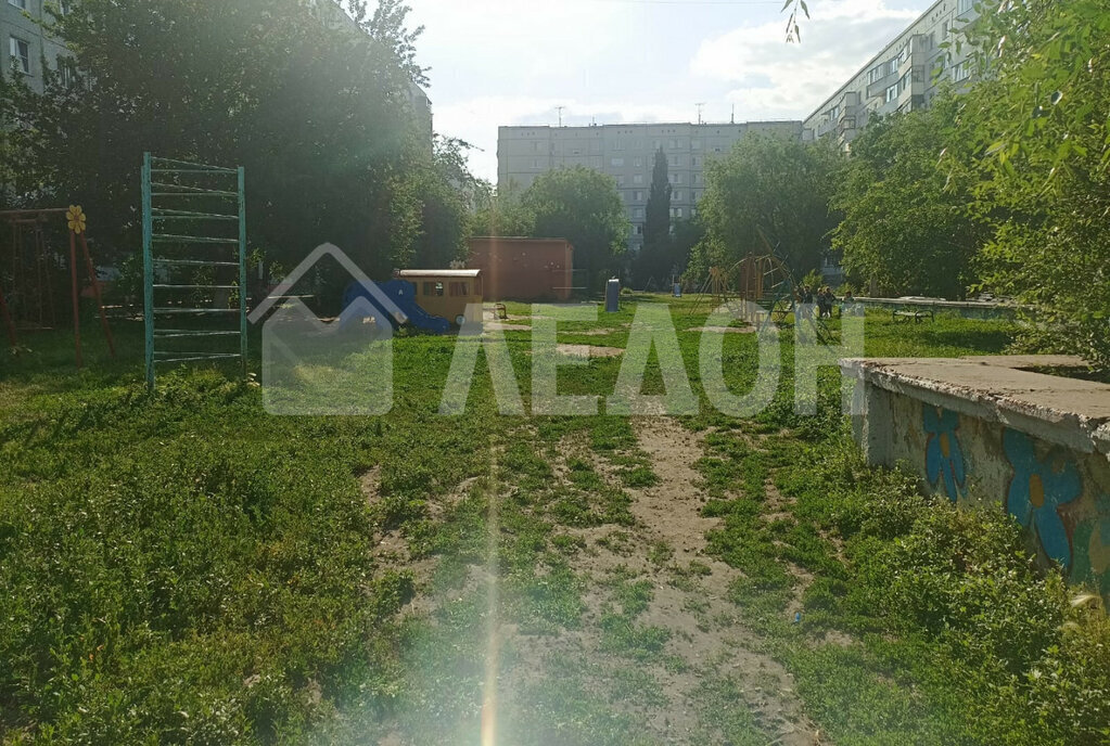 квартира г Омск Звёздный ул Лисицкого 9б фото 2