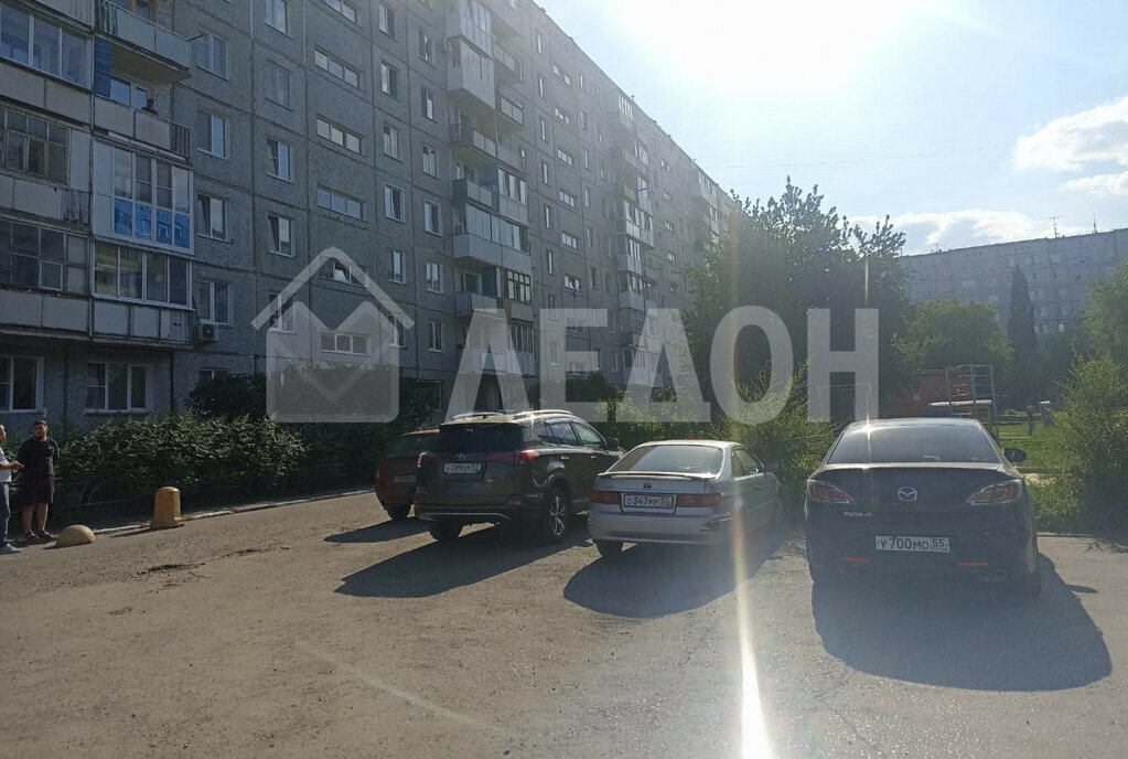 квартира г Омск Звёздный ул Лисицкого 9б фото 4