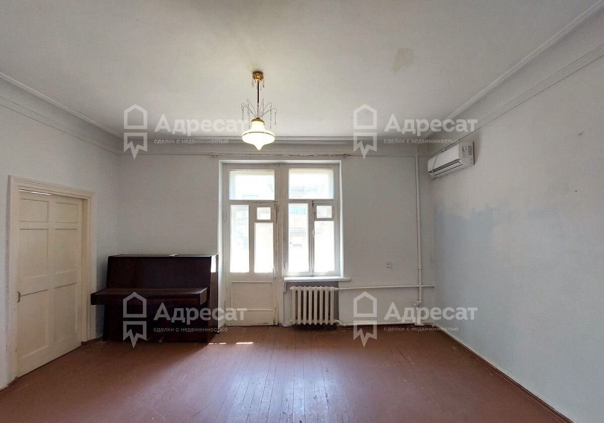 квартира г Волгоград р-н Краснооктябрьский ул им. Кузнецова 50 фото 1