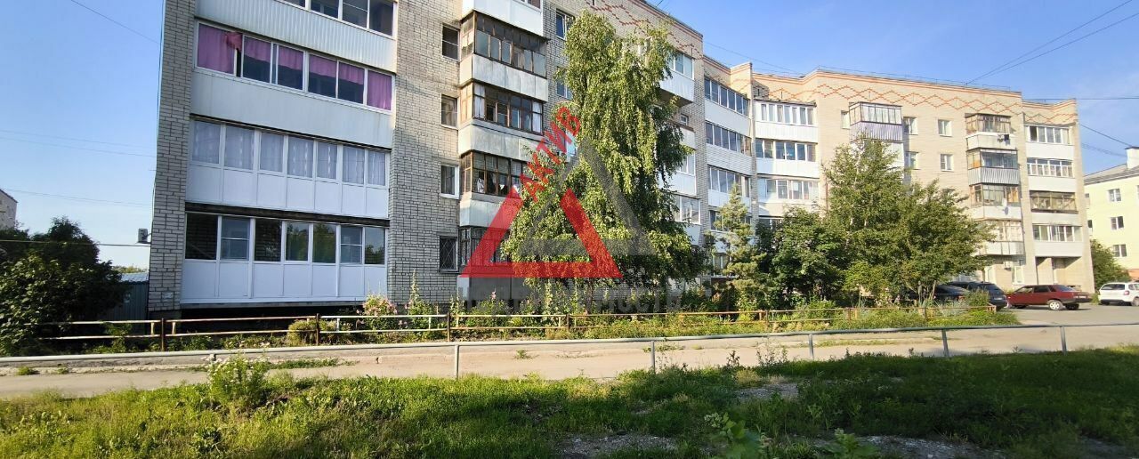 квартира г Каменск-Уральский ул Крылова 19а мкр-н Октябрьский фото 1
