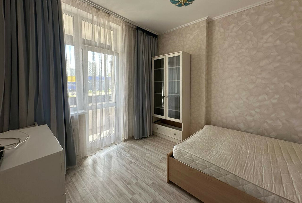 квартира г Екатеринбург Чкаловская ул Хрустальногорская 88 фото 3