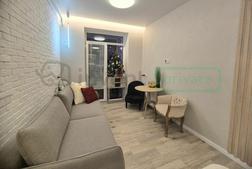 квартира г Калининград р-н Центральный ул Сержанта Мишина 81к/2 фото 4