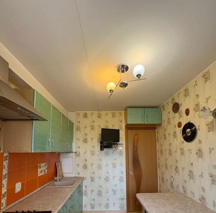 квартира г Волгоград р-н Центральный ул им. Ткачева 7б фото 2