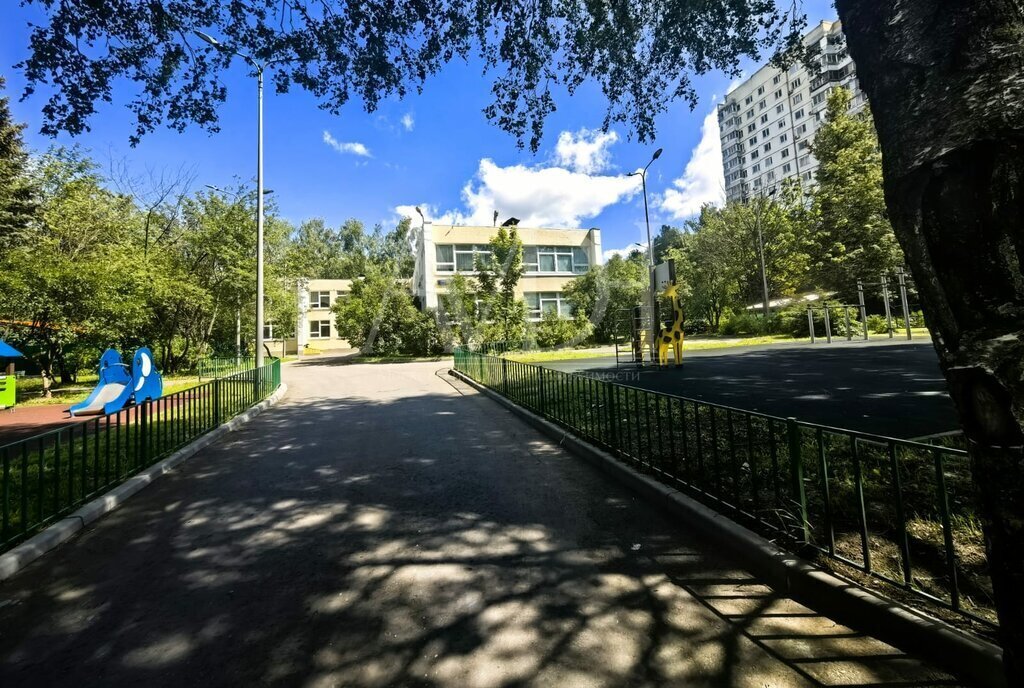 квартира г Москва метро Ясенево проезд Карамзина 5 муниципальный округ Ясенево фото 1