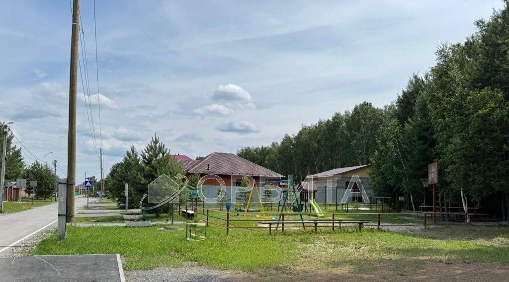 дом г Тюмень п Березняковский р-н Центральный ул Строительная фото 15