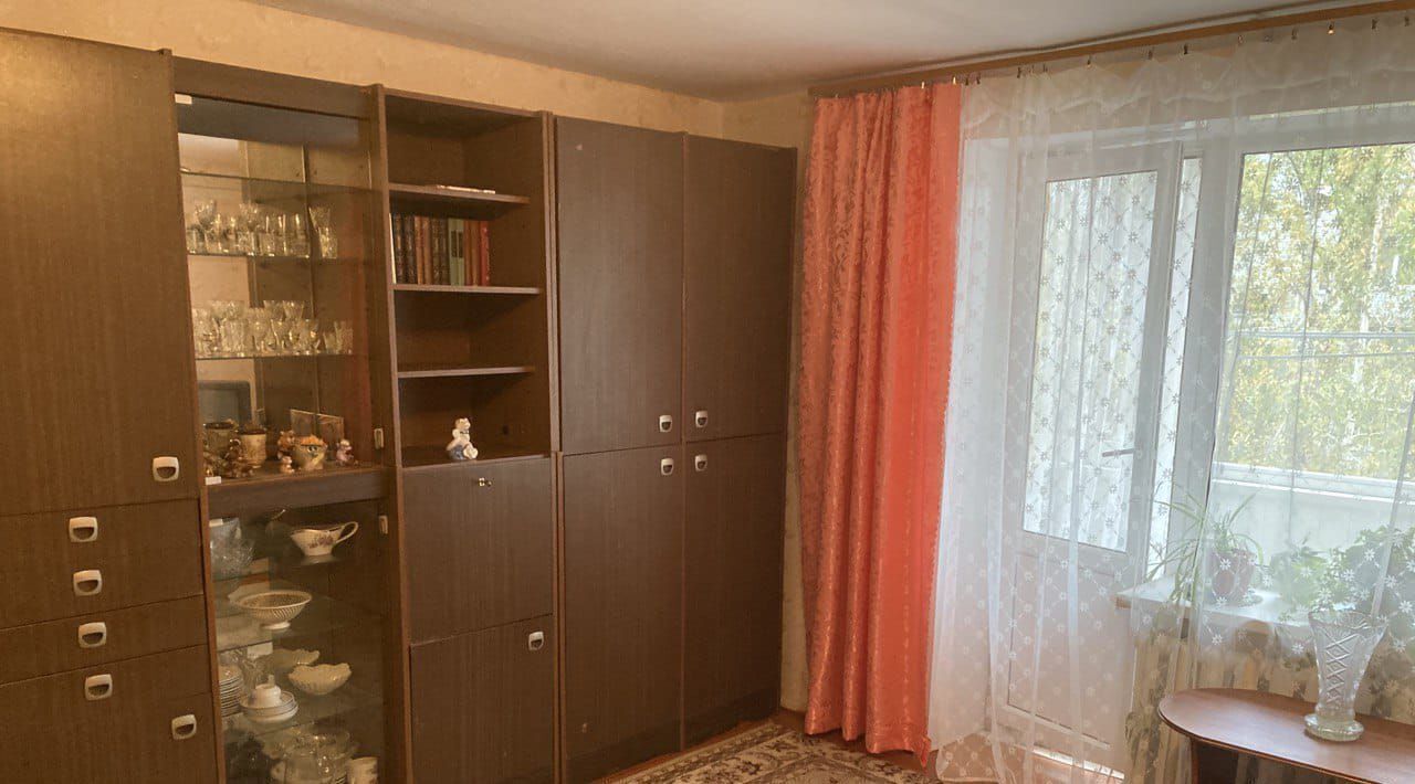 квартира г Брянск р-н Советский Красноармейская ул., 126 фото 4
