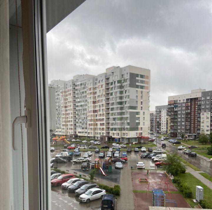 квартира г Тольятти р-н Автозаводский ул 40 лет Победы 47в фото 8