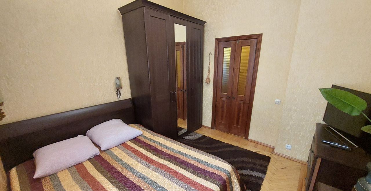 квартира г Краснодар р-н Центральный ул Советская 60 фото 1