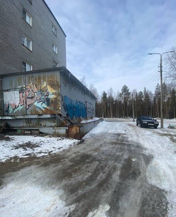 гараж г Мончегорск ул Комарова 25 фото 2