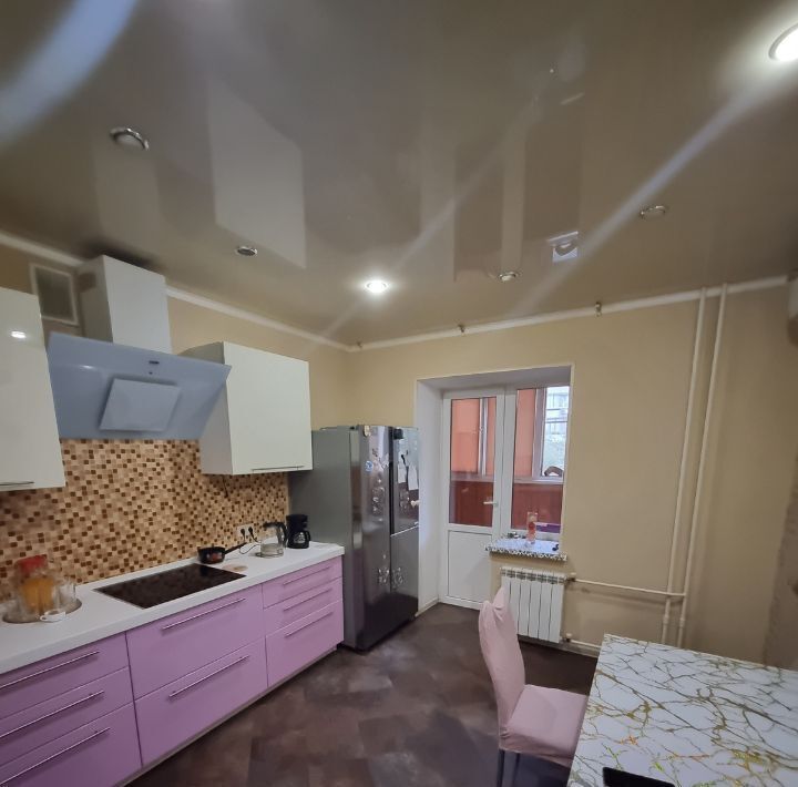 квартира г Волгоград р-н Красноармейский б-р им. Энгельса 23а фото 1