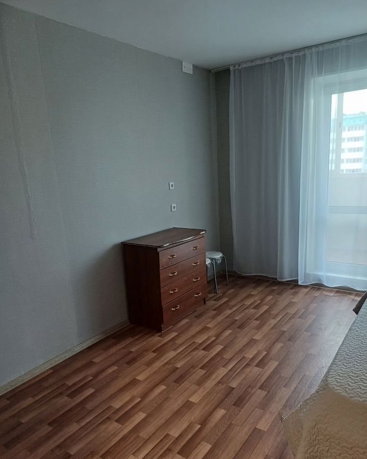 квартира г Челябинск р-н Курчатовский ул Александра Шмакова 24 фото 3