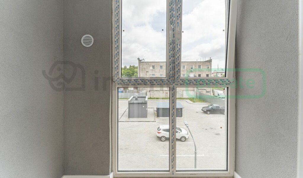 квартира г Калининград р-н Центральный ул Сержанта Мишина 81к/3 фото 4