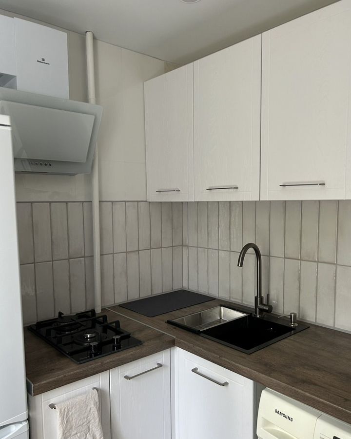 квартира г Киров р-н Ленинский ул Азина 82 фото 7