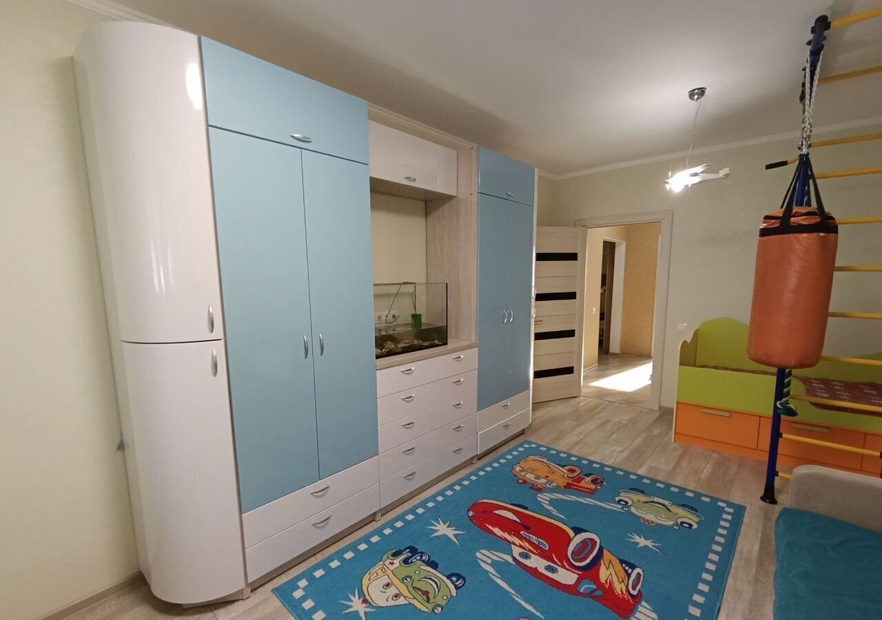 квартира г Саратов р-н Кировский ул им Батавина П.Ф. 21 фото 15