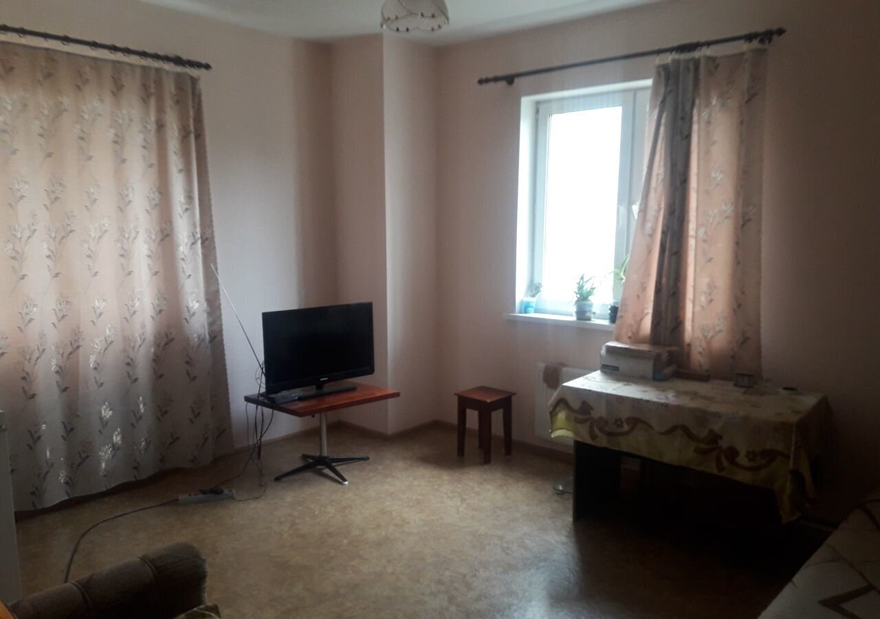 квартира г Тобольск 15-й мкр-н, 29 фото 1