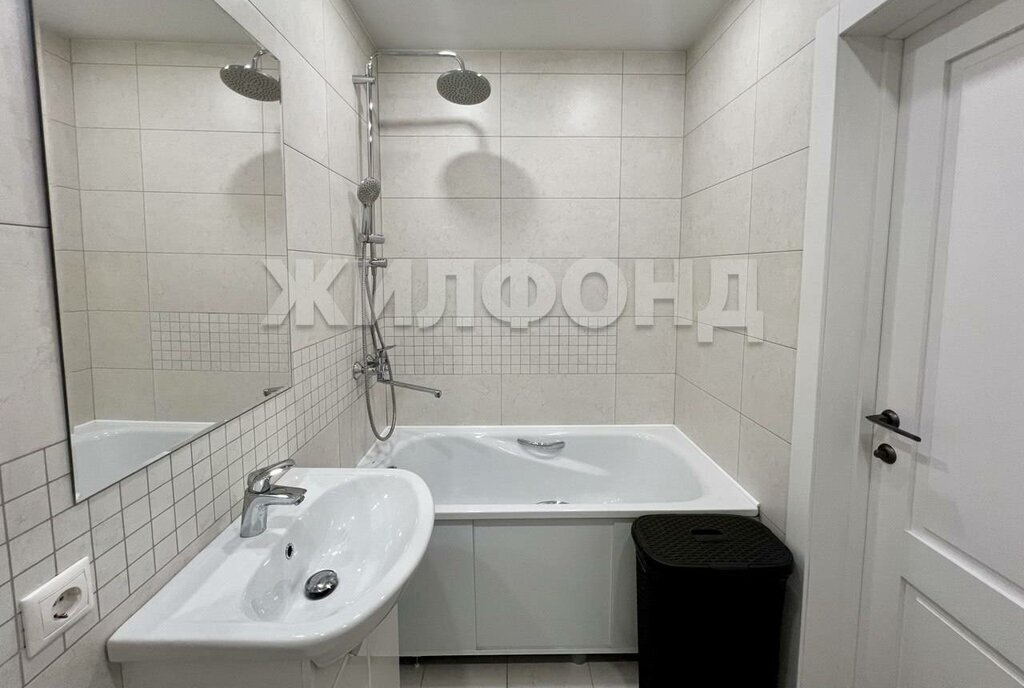 квартира г Иркутск ул Декабрьских Событий 109 фото 7