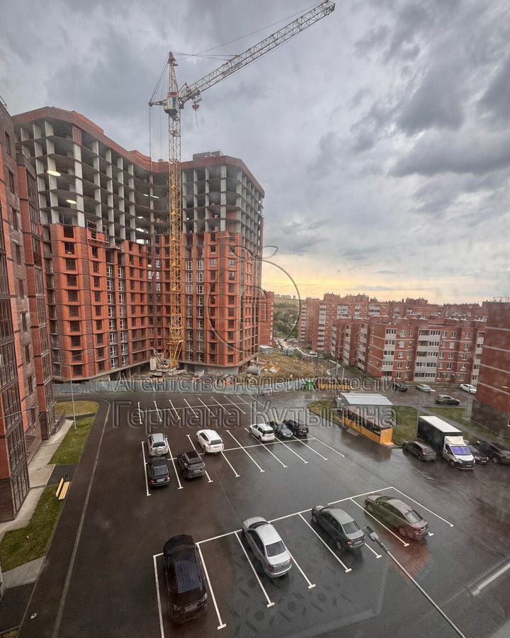 квартира г Волгоград р-н Кировский ул 70-летия Победы 19а фото 26