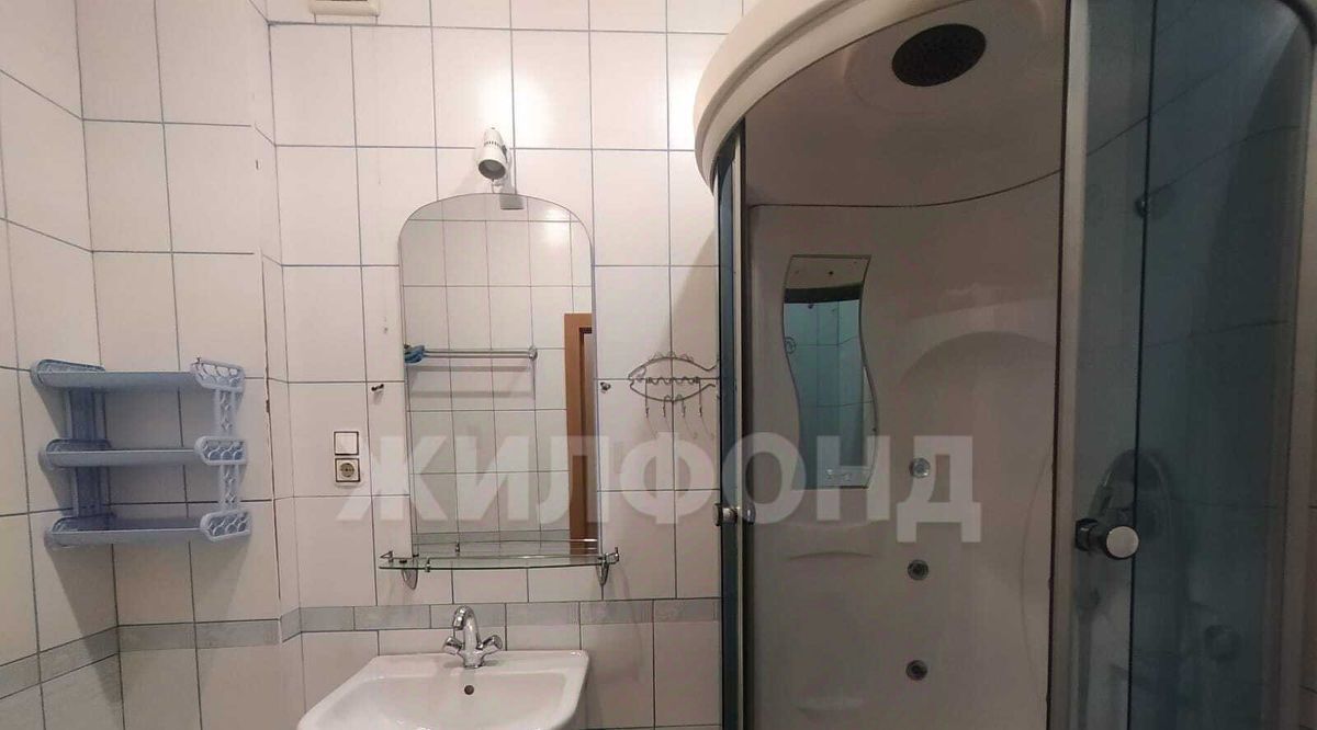квартира г Новосибирск Заельцовская пер 1-й Краснодонский 10 фото 12