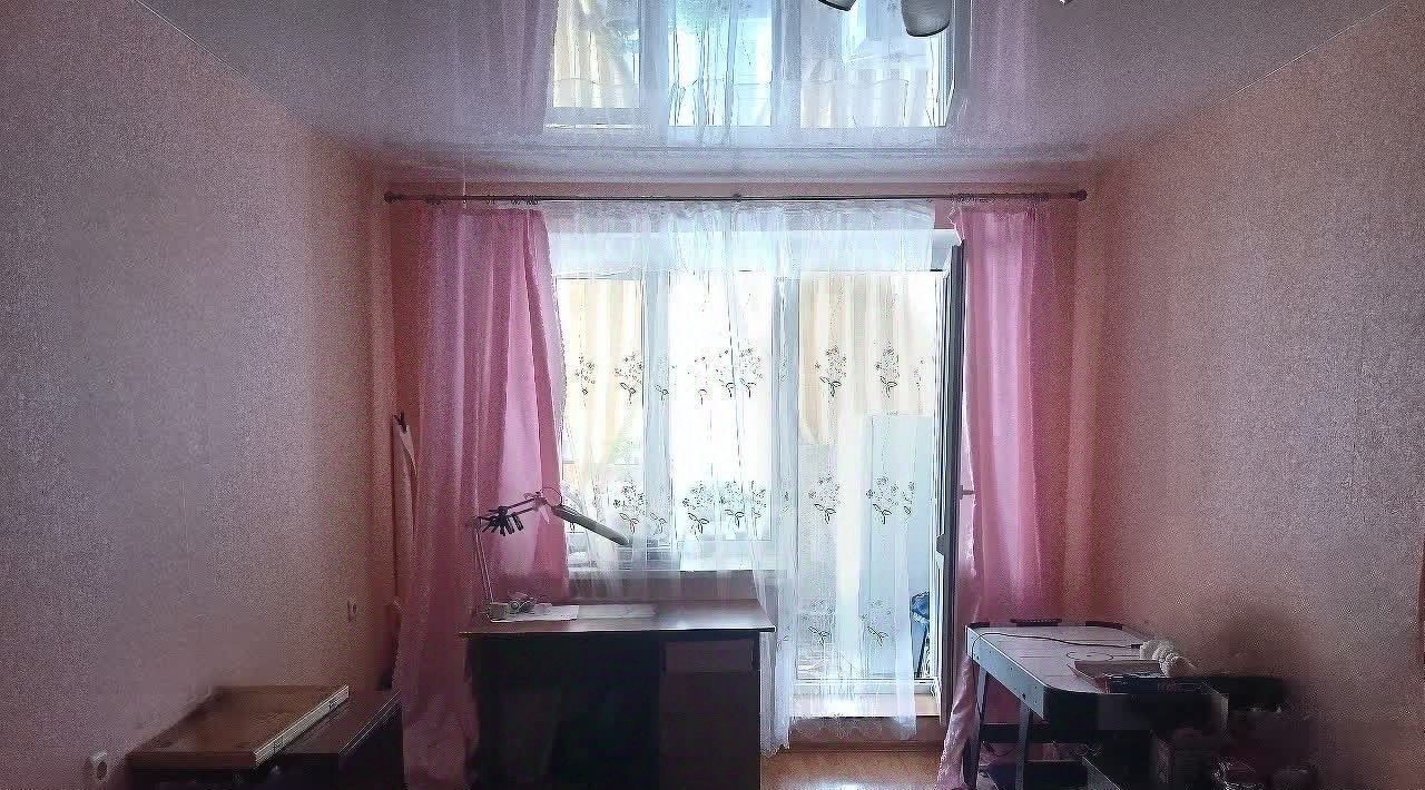 квартира р-н Ейский г Ейск ул Красная фото 2