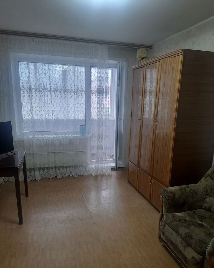 квартира г Тольятти р-н Автозаводский ул Дзержинского 38 фото 3