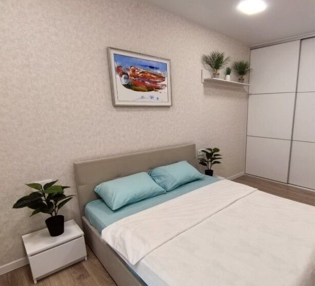 квартира г Краснодар р-н Центральный ул Коммунаров 270к/1 фото 1