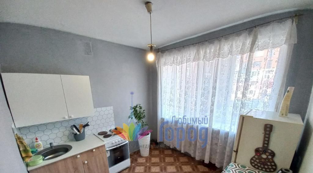 квартира г Новокузнецк р-н Центральный ул Кутузова 40 фото 1