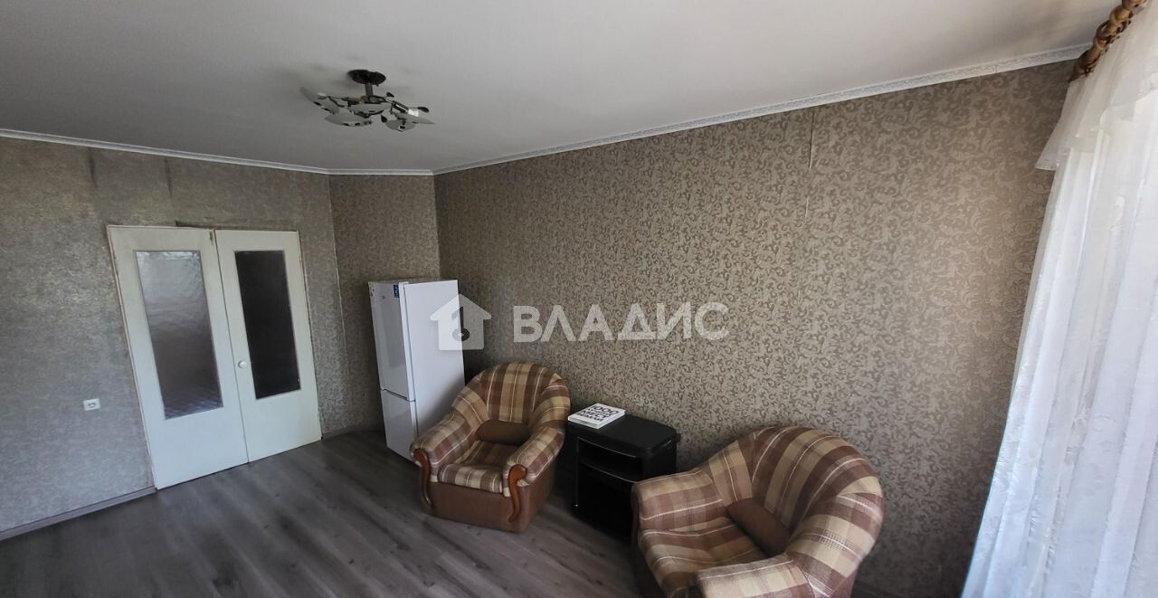 квартира г Волгоград р-н Дзержинский ул Шекснинская 40 фото 4