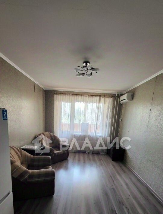 квартира г Волгоград р-н Дзержинский ул Шекснинская 40 фото 4