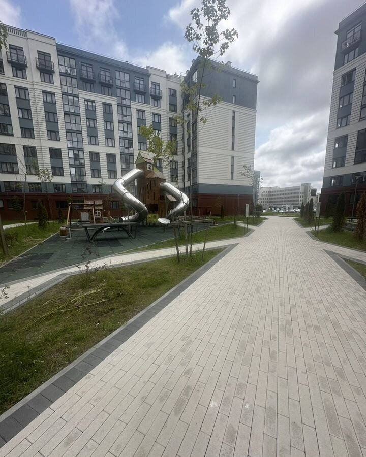 квартира г Калининград р-н Ленинградский ул Героя России Катериничева 7 фото 2
