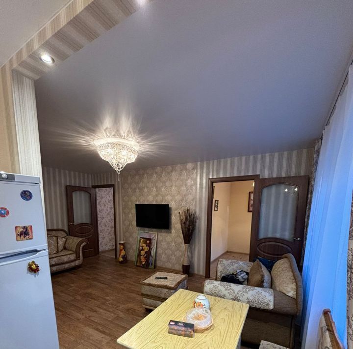 квартира г Омск р-н Центральный ул Яковлева 106 фото 9