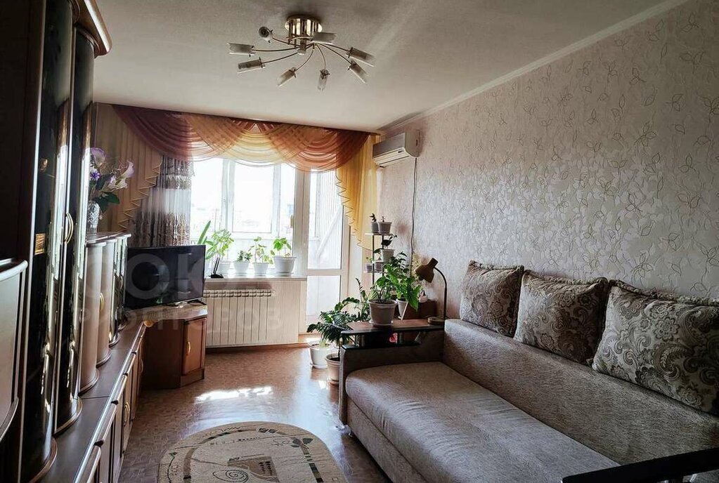 квартира г Волжский пл Труда 19 фото 4