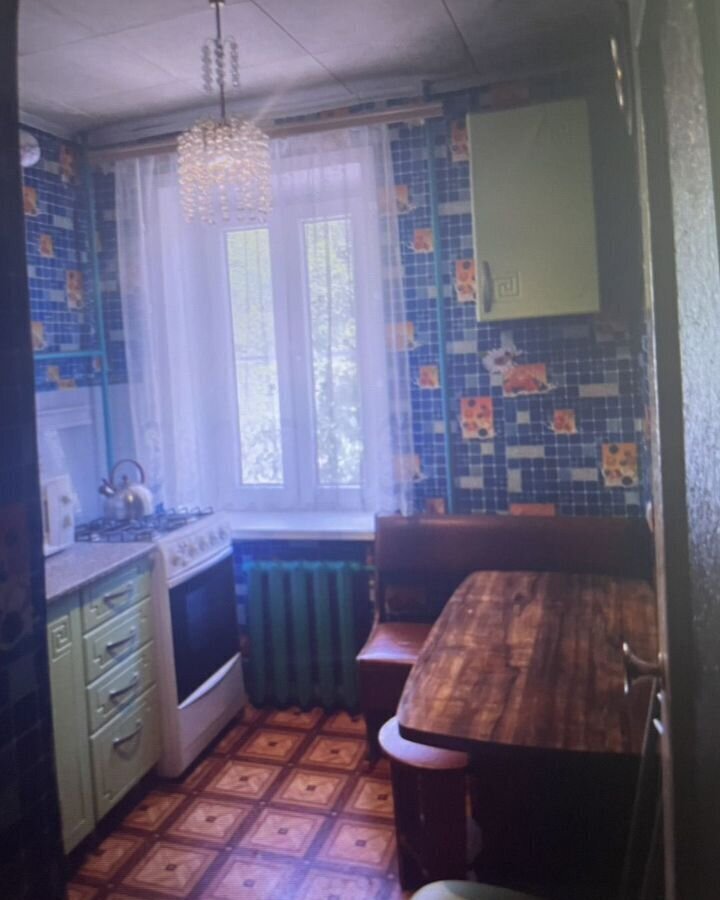 квартира г Астрахань р-н Советский ул Ползунова 7к/2 фото 6