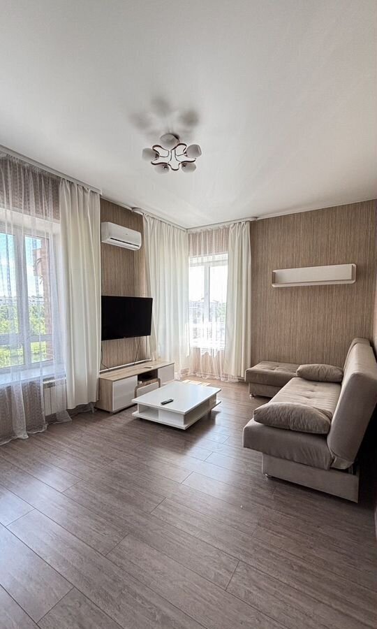 квартира г Абакан ул Комарова 5к/2 фото 1