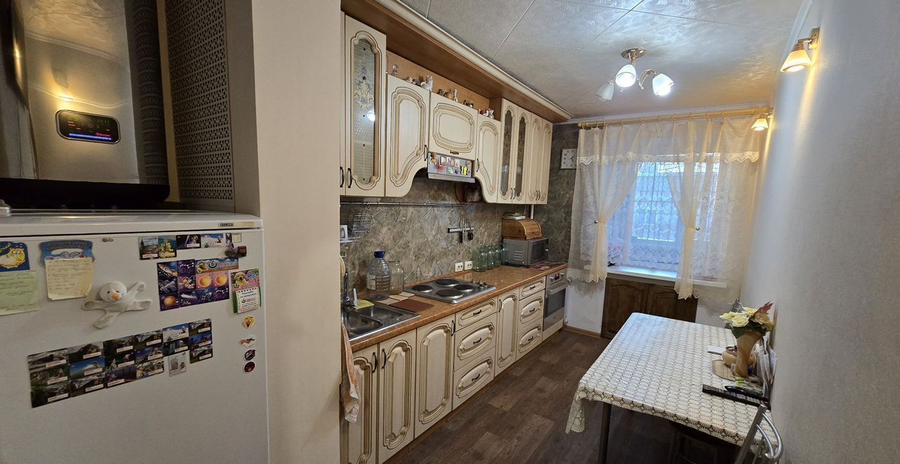 квартира г Апатиты ул Бредова 30 фото 2