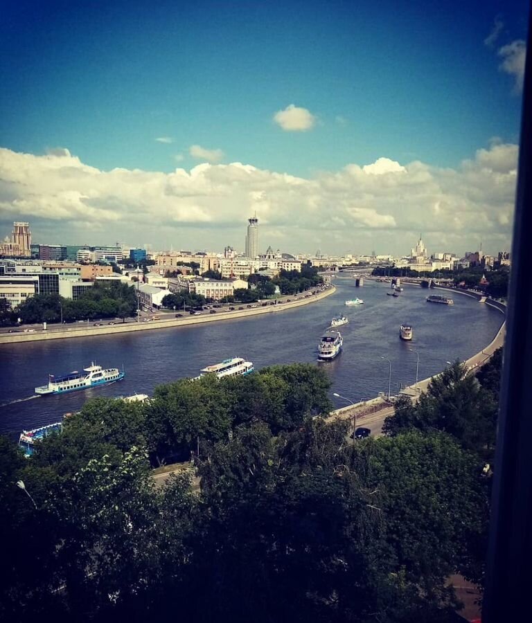 квартира г Москва метро Пролетарская наб Крутицкая 15 фото 2