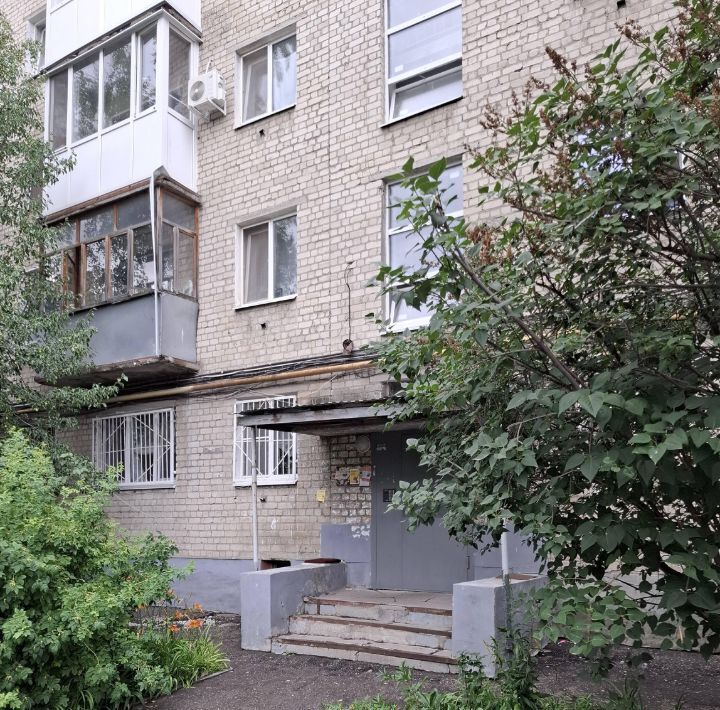 квартира г Саратов р-н Октябрьский ул им Серова А.К. 6 фото 1