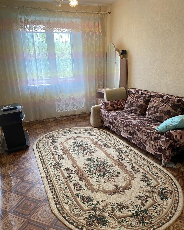 квартира г Челябинск р-н Ленинский ул Пограничная 28а фото 1