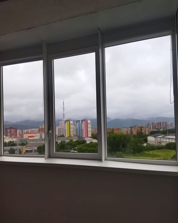 квартира г Красноярск р-н Октябрьский ул Ленинградская 10 фото 7