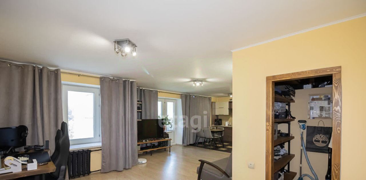 квартира г Тюмень р-н Центральный ул Холодильная 84 фото 8
