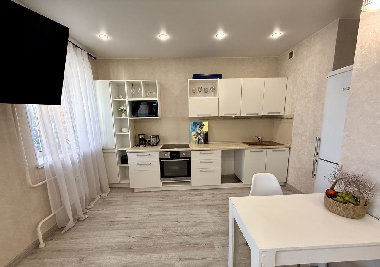 квартира г Пермь р-н Дзержинский ул Кронштадтская 33 фото 1