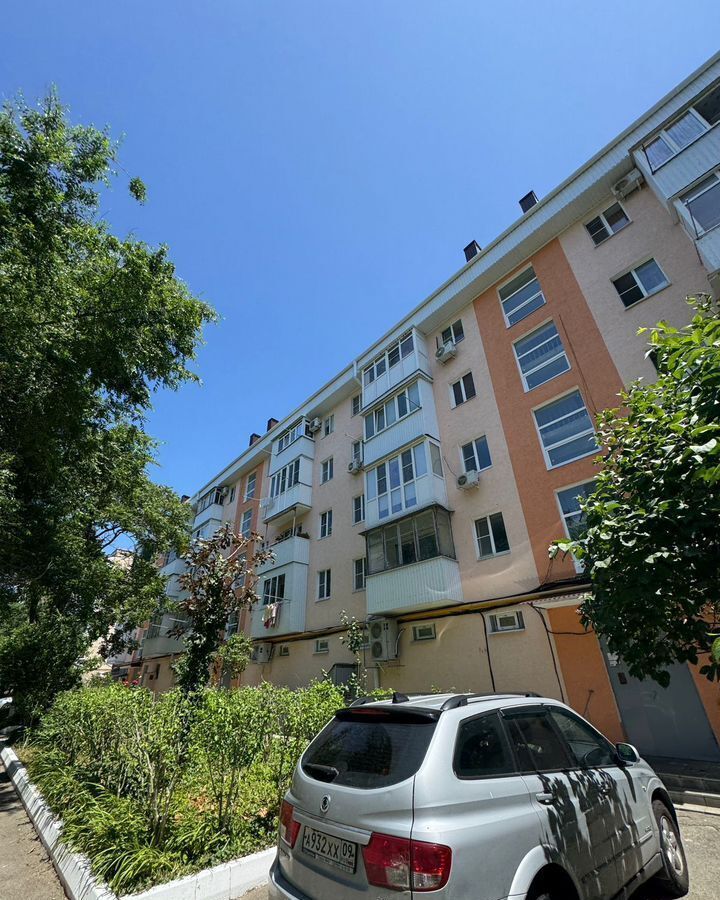 квартира г Ставрополь р-н Промышленный ул Серова 8 фото 2