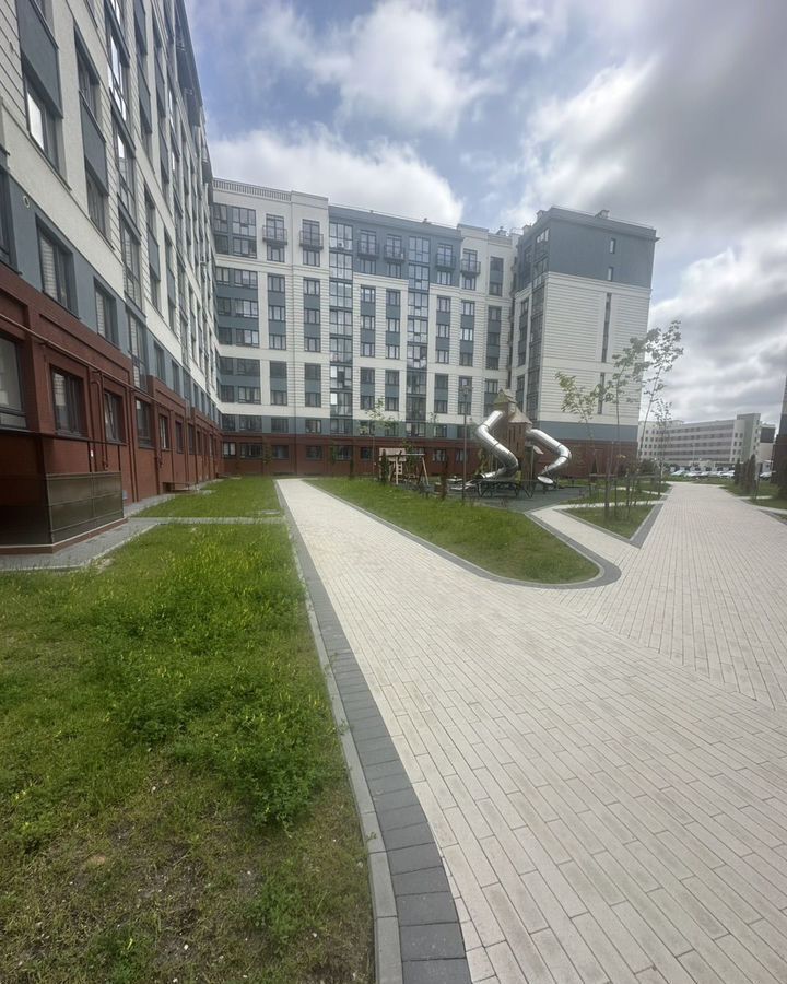 квартира г Калининград р-н Ленинградский ул Героя России Катериничева 7 фото 1