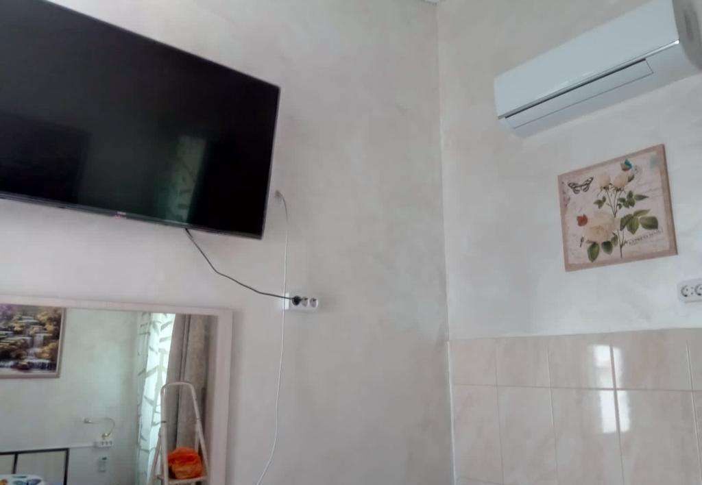 комната г Керчь ул Театральная 22 фото 18