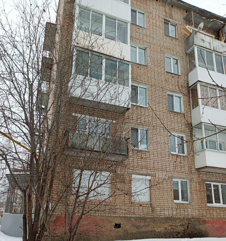 квартира г Нижняя Салда ул Строителей 46 фото 1