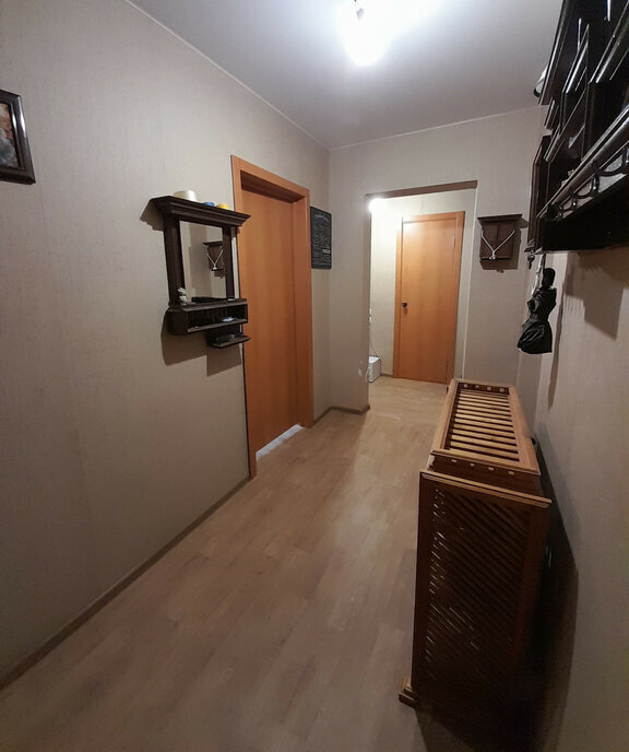 квартира г Саратов ул им Михаила Галкина-Враского 1 фото 10
